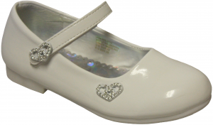 GIRLS LOW TOP DRESSY SHOE W/ HEART IN FRONT (WHITE PAT)